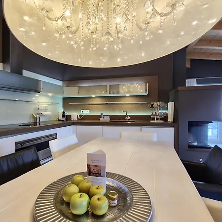 Lejlighed Peak View Penthouse *