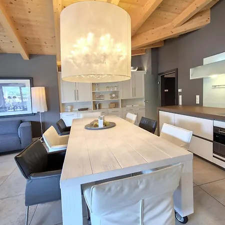 Lejlighed Peak View Penthouse *
